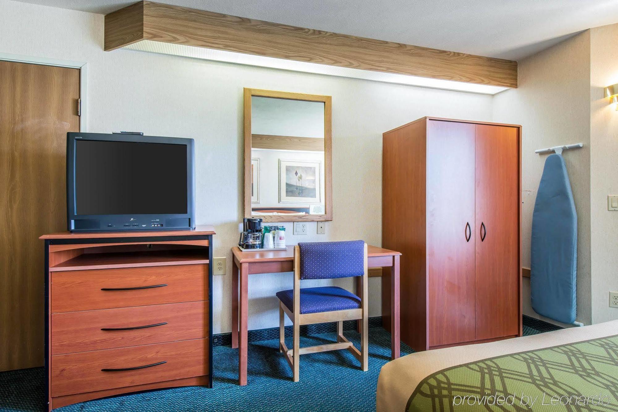 Econo Lodge North Academy Colorado Springs Dış mekan fotoğraf